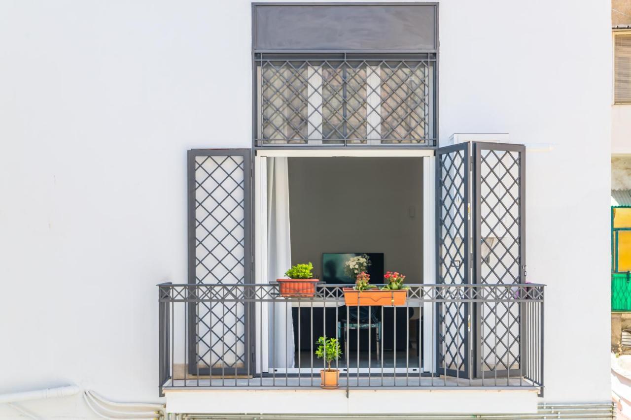 Appartement Naiva à Naples Extérieur photo